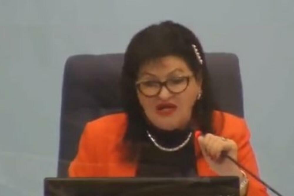 SCENE KOJE ĆE SE DANIMA PREPRIČAVATI, OVO NEMA NIGDE, ŠTA JE SVE IZREČENO: Cirkus na SEDNICI Skupštine Srpske!