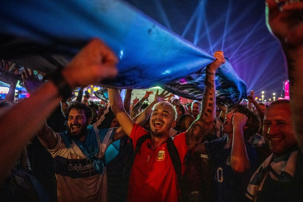 KO KAŽE DA NEMA ALKOHOLA U KATARU? Navijači pronašli GENIJALNO rešenje, RIZIKUJU ogromne kazne! (FOTO)