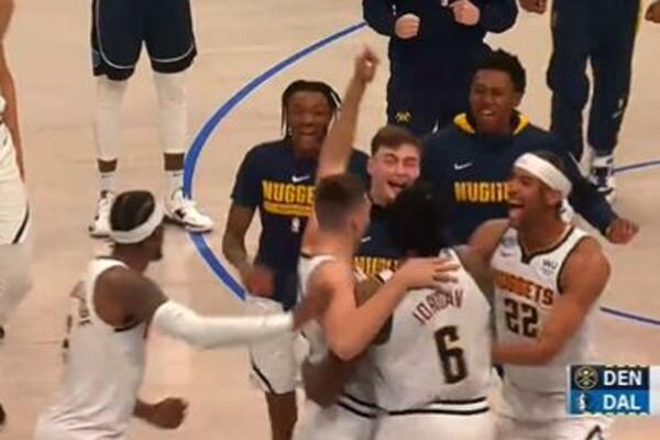 VEĆ SU BILI U SVLAČIONICI! Dok je Dončić BESNEO na sudije, njegov zemljak trojkom sa sirenom šokirao halu! (VIDEO)