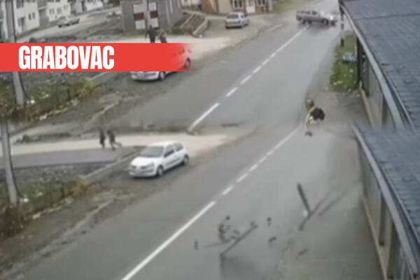 UZNEMIRUJUĆI SNIMAK SAOBRAĆAJNE NESREĆE U SELU GRABOVAC! Gledate na sopstvenu odgovornost, JEZIVO (VIDEO)