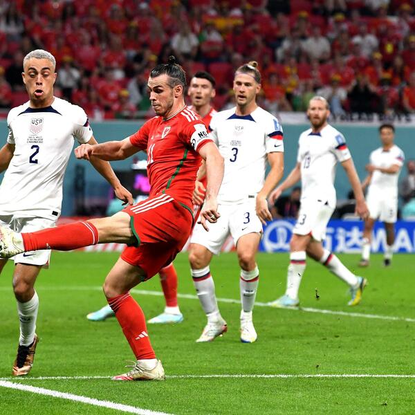 PRVI REMI NA SVETSKOM PRVENSTVU! Vea doneo prednost Amerikancima, Bejl spasao Vels sa penala (FOTO)