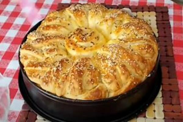 Tradicionalna puter pogača koja se sprema za Đurđic: Bez nje slavska trpeza nije potpuna, obavezno je umesite