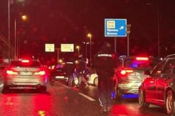 BLOKIRAN SAOBRAĆAJ NA BEOGRADSKIM MOSTOVIMA: Policija DETALJNO ČEŠLJA svaki auto, NIKO NE SME DA PROĐE! (FOTO)