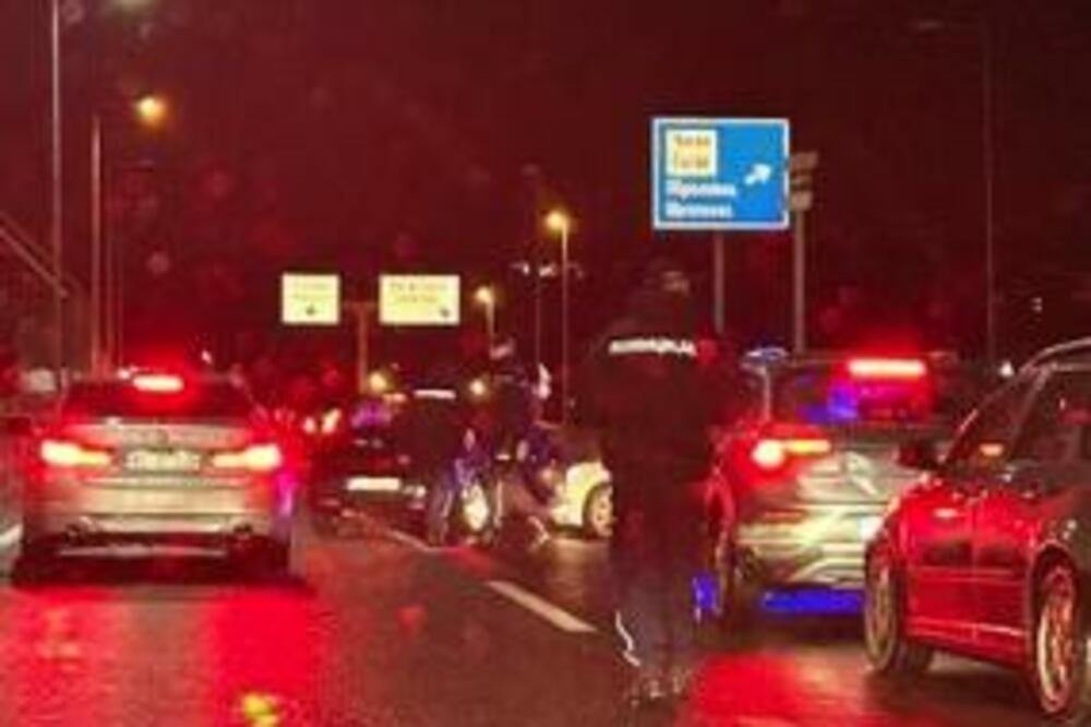 BLOKIRAN SAOBRAĆAJ NA BEOGRADSKIM MOSTOVIMA: Policija DETALJNO ČEŠLJA svaki auto, NIKO NE SME DA PROĐE! (FOTO)