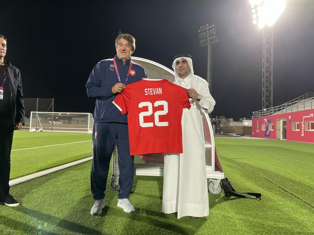 Stevan Stojanović (levo)