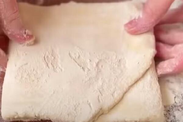 LISNATO TESTO BOLJE OD FRANCUSKOG SA SAMO 3 SASTOJKA: Sprerma se BRZO, a može i u ZAMRZIVAČ (RECEPT)