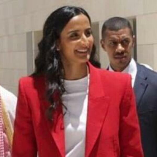 KATAR JE NA KOLENIMA ZBOG NJE: Ovako izgleda ĆERKA POZNATOG ŠEIKA zbog koje ćete zaboraviti na FUDBAL (FOTO)