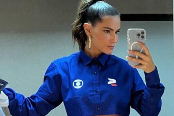 VODITELJKA POLUGOLA NAJAVILA MEČ SRBIJA - BRAZIL: Zakopčala se do grla, a dole... (FOTO)