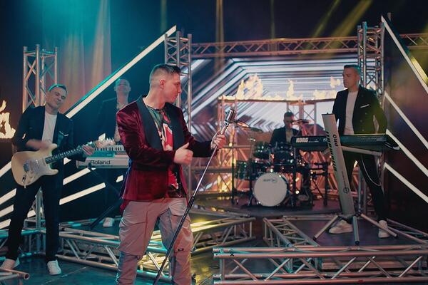 POLA MILIONA PREGLEDA ZA SAMO 6 DANA: Premijera pesme NA PRVU obara sve rekorde!