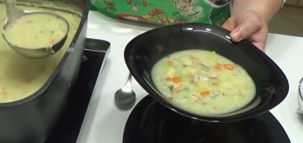 Kafanska pileća čorba