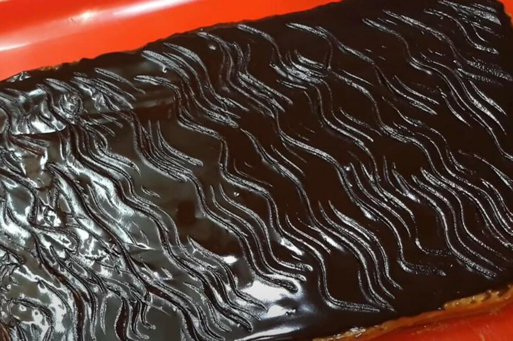 JAFA KOLAČ KOJI SVAKA DOMAĆICA MORA DA IMA U SVOJOJ SVESCI ZA RECEPTE: Krenuće vam voda na usta čim OSETITE MIRIS