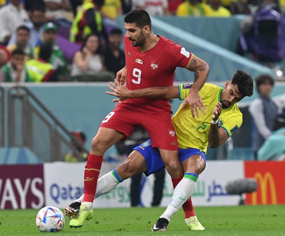 Duel Mitrovića i Pakete