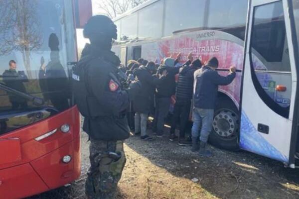 "ODJEKIVALI SU PUCNJI, DOSTA NAM JE TAKVOG ŽIVOTA": Meštani Horgoša OGORČENI