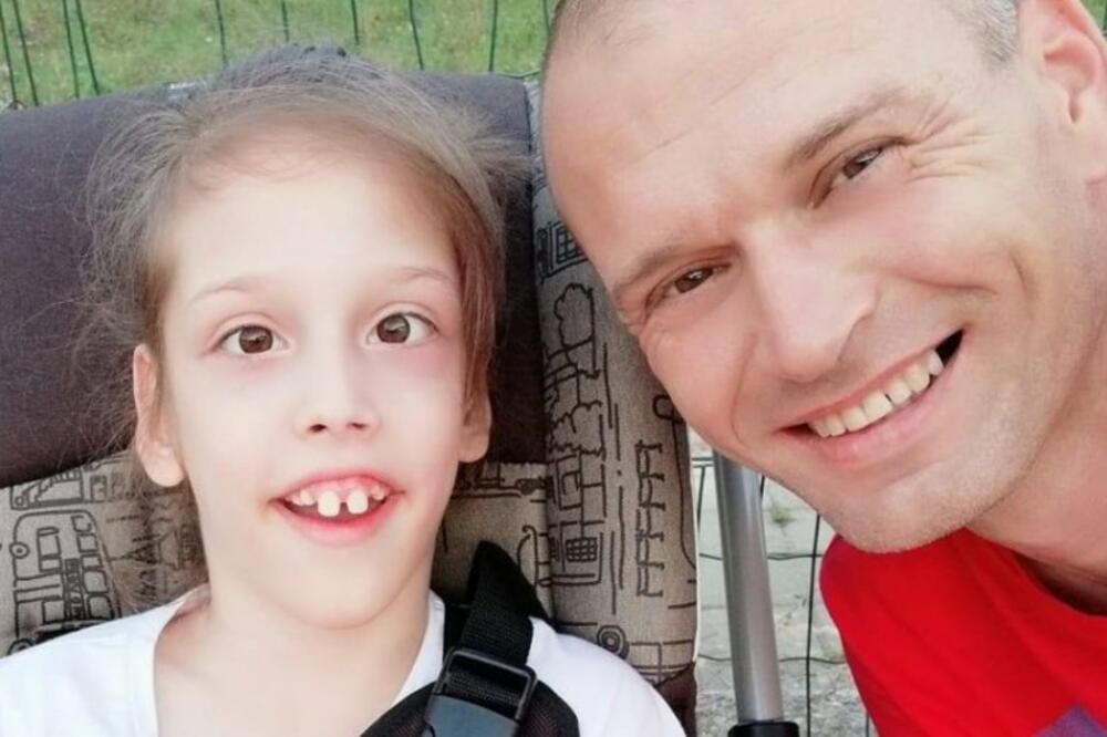 ZVALI SU GA SUPER TATA, JER SE NADLJUDSKI BORIO ZA SVOJU ĆERKU: Evo ko je Sara (12) čiji je otac danas preminuo!