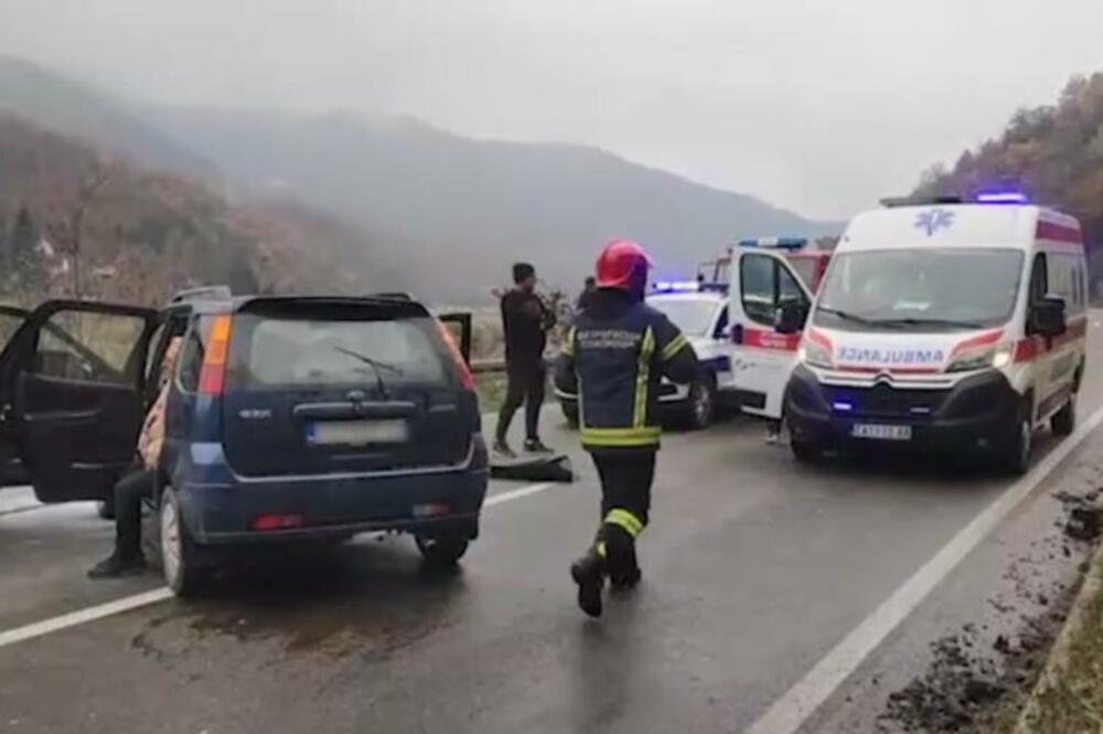 PREMINUO POVREĐENI MUŠKARAC U SUDARU KOD ČAČKA: Žena se nalazi u kritičnom stanju