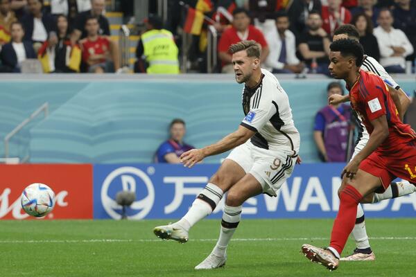 ZVEZDI IZMAKAO PAKLENI IGRAČ: Ko je Niklas Filkrug i kako je zamalo završio na Marakani?!