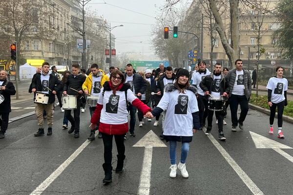VELIKO SRCE NA 3. BEOGRADSKOM POLUMARATONU: Održana je trka sećanja na Dragoljuba Đuričića! (FOTO)
