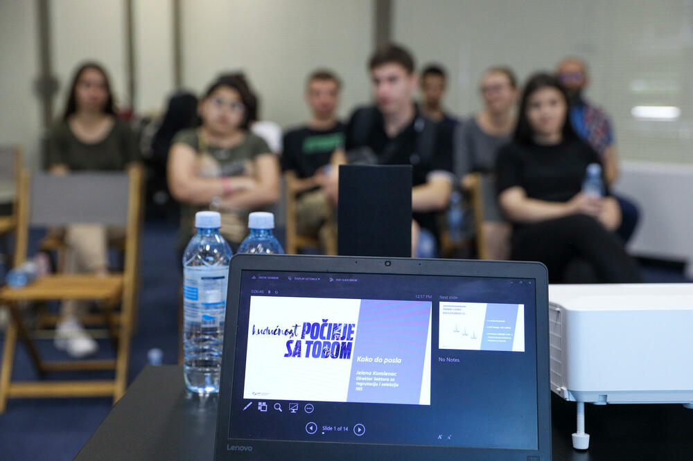 PODRŠKA MLADIMA U TRAŽENJU POSLA: Edukativne radionice kompanije NIS i SOS Dečijih sela Srbija