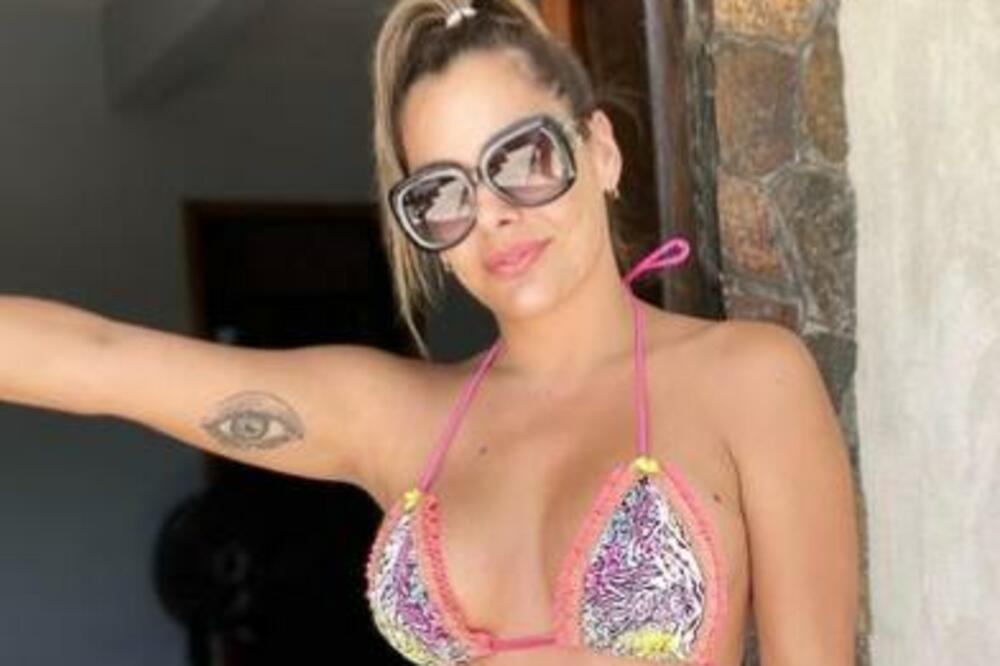 JAVILA SE NAJVRELIJA NAVIJAČICA! Larisa Rikelme ponovo DOMINIRA - minijaturni kupaći i fotka koja je ODUŠEVILA Srbe