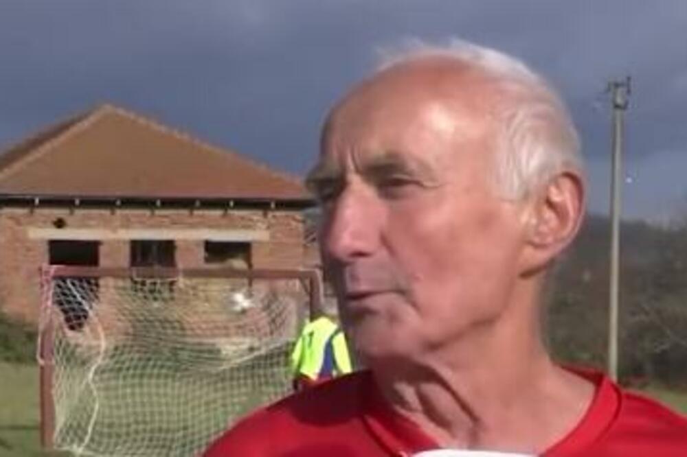DEDA VITA IMA 73 GODINE, A IGRA PO 90 MINUTA: Postiže i golove, ekipa ne može bez njega! (FOTO)