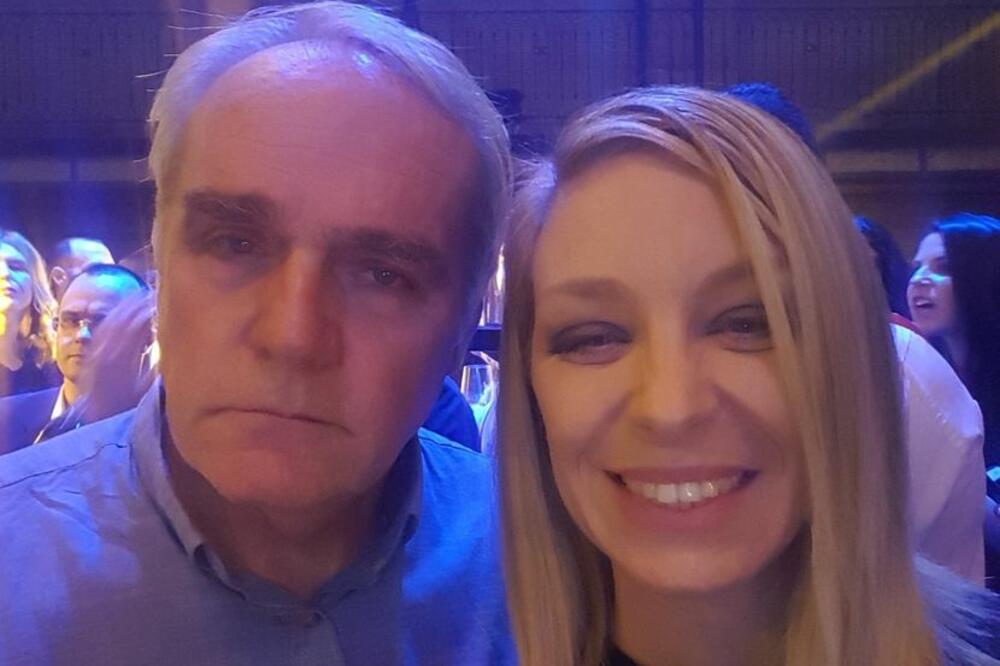 MOĆNI SLOBODAN ĆUSTIĆ PORED SEBE IMA 23 GODINE MLAĐU ŽENU: Razlika je OČIGLEDNA, a ljubav CVETA