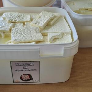 Ako kupujete sir i ovo piše na pakovanju znači da ste kupili lažnjak koji je prepun štetnih materija: Jedete OTROV!