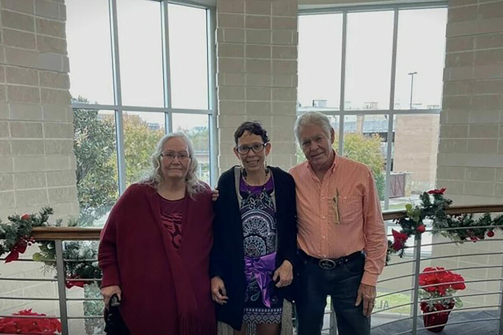 UPOZNALA BIOLOŠKE RODITELJE NAKON POLA VEKA: Njena majka je živela sa optužbom da ju je UBILA! (FOTO)