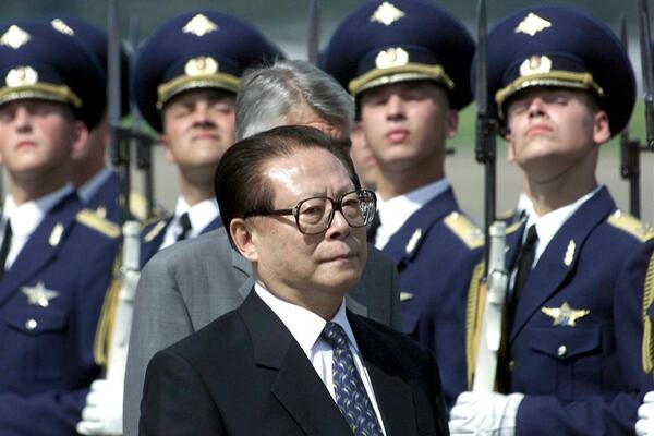 PREMINUO BIVŠI PREDSEDNIK KINE! Poznat uzrok SMRTI, bolovao od TEŠKE BOLESTI