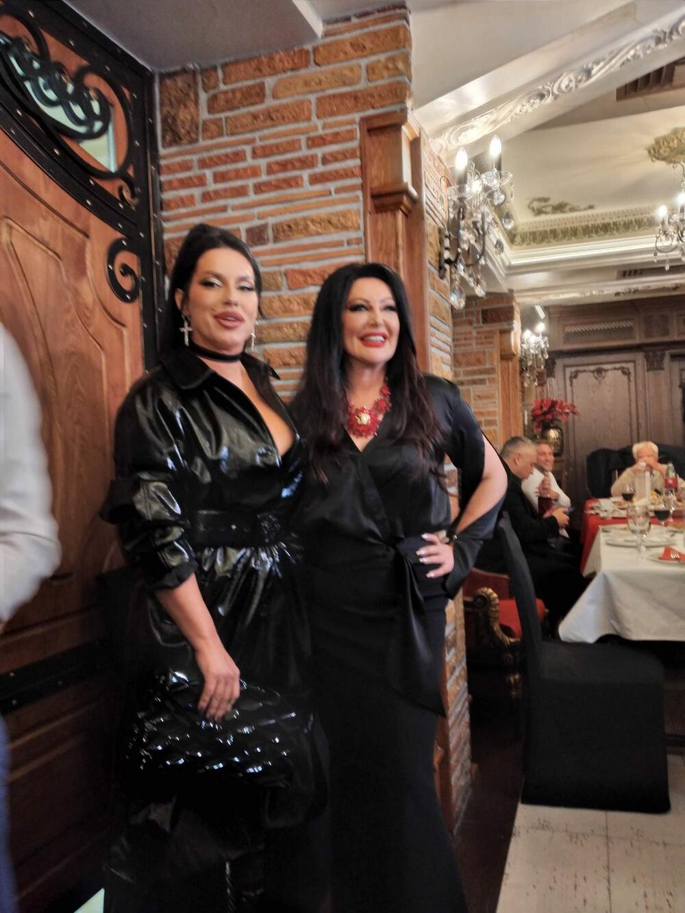 Dragana Mirković, Seka Aleksić