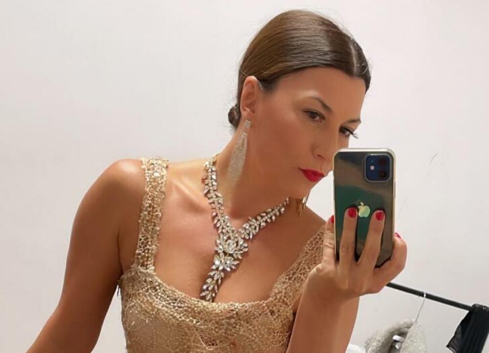 Ko je sestre Milena Vasić?