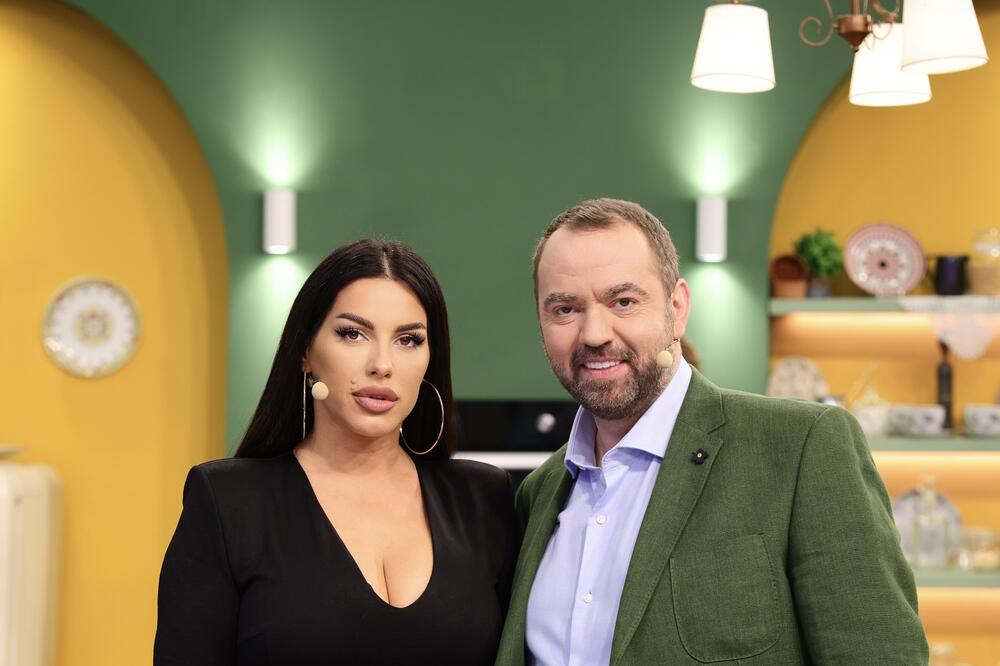 RAŠINA JELA IZ AMERIKE U "MAJKAMA I SNAJKAMA": Gledajte kulinarski šou danas od 18 časova na Kurir televiziji