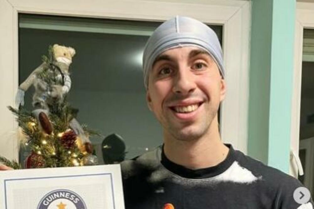 SRPSKI JUTJUBER UŠAO U GINISA KADA JE URADIO OVU STVAR ZA SAMO JEDAN MINUT: Gledaćete u žestokoj neverici (FOTO)