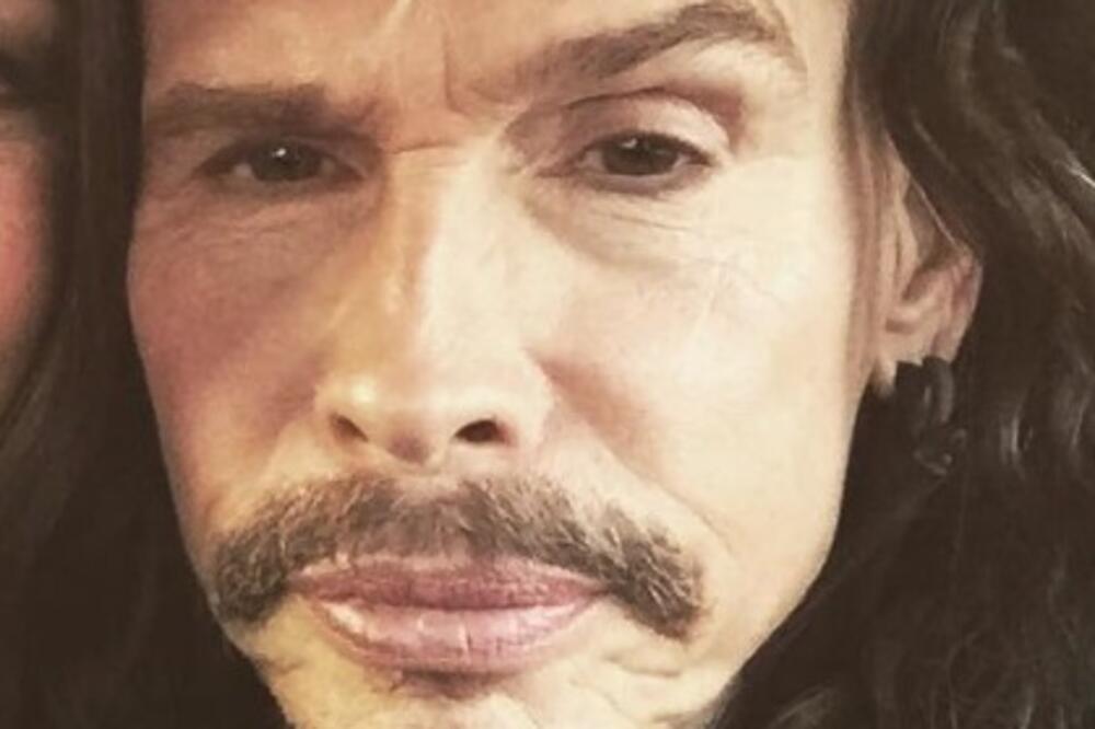 VELIKA ZVEZDA STIVEN TAJLER OPTUŽEN ZA SILOVANJE: Bivša devojka progovorila posle TOLIKO GODINA, IMALA JE SAMO 16