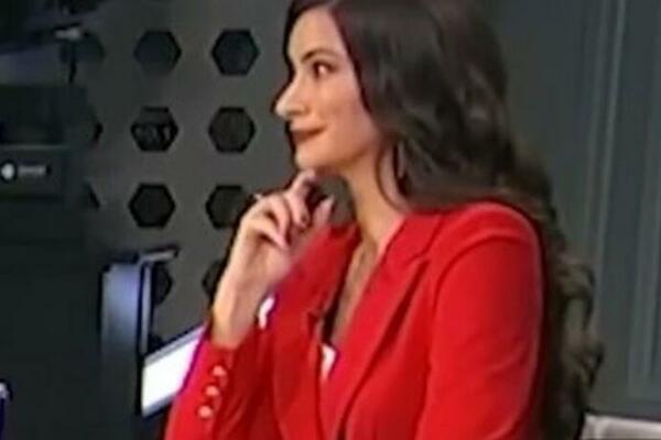 RADE BOGDANOVIĆ UDARAO PO ŽENAMA FUDBALERA, KOSJERINA NIJE IZDRŽALA: Gledajte kakve FACE je PRAVILA dok je REŠETAO