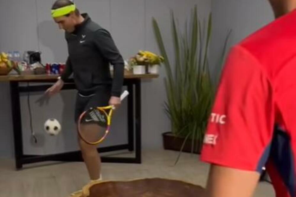 NADAL MAJSTOR I SA FUDBALSKOM LOPTOM: Priredio iznenađenje navijačima u Meksiku! (VIDEO)