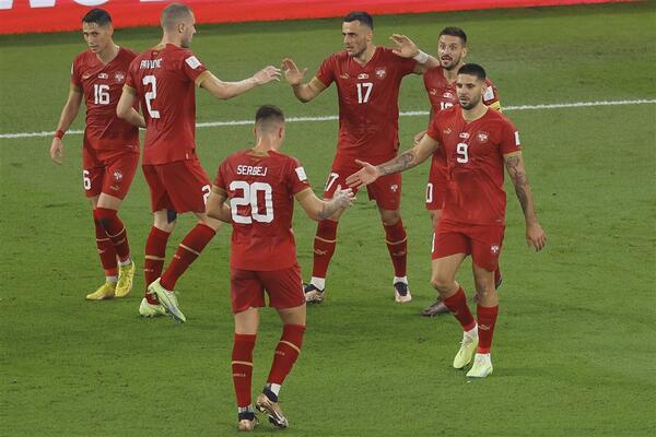 SAT OTKUCAVA! Još jedan Srbin na pragu Premijer lige! (FOTO)