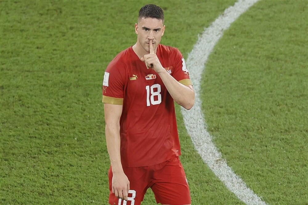 Dušan Vlahović, Sport, Fudbal