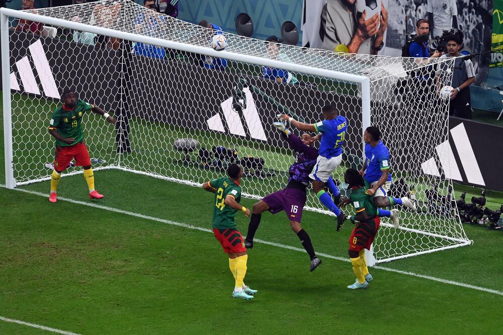 I DA SMO POBEDILI, DŽABA! Kamerunci SRUŠILI Brazil!