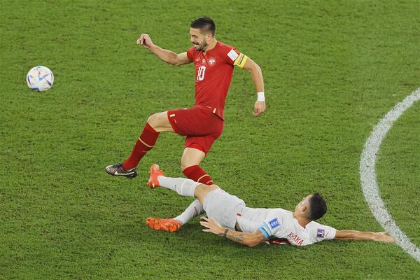 PRVE REČI KAPITENA SRBIJE POSLE ISPADANJA SA SP: Dušan Tadić potpuno SLOMLJEN