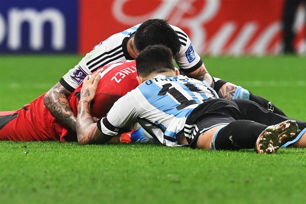 Radost posle odbrane Emilijana Martineza