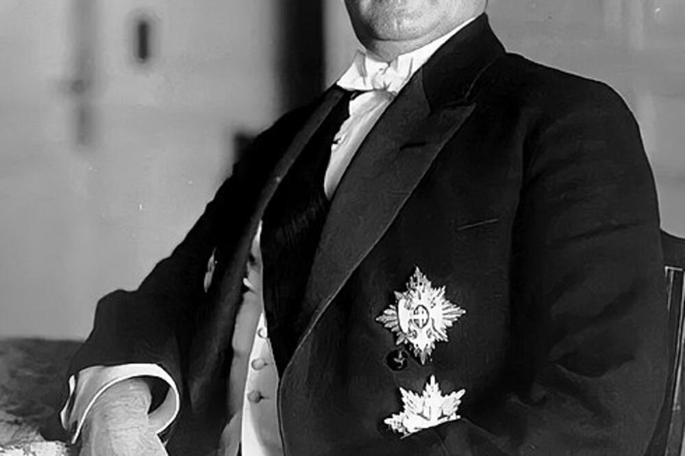 ZNATE LI KO JE ALBANAC KOJI JE SPAŠAVAO SRBE I KOME SE KLANJAO NAŠ NAROD? Sahranjen je na SRPSKOM GROBLJU! (VIDEO)