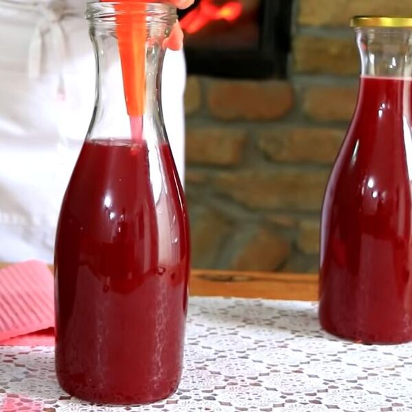 OVAJ SOK VAS "VRAĆA U ŽIVOT": Za 2 minuta će OPORAVITI CEO ORGANIZAM, a sve vreme vam je PRED NOSEM