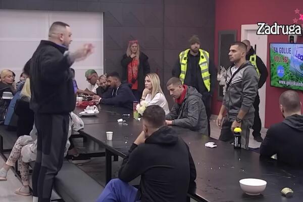 ZVEZDA ZADRUGE ULAZI U NOVU SEZONU: Uslikan sa UGOVOROM U RUCI, ovo je PRVI TAKMIČAR?