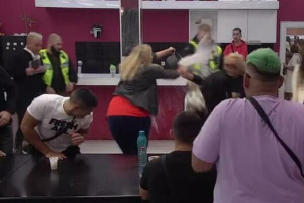 OVAKO NEŠTO NIKADA NISTE VIDELI U RIJALITIJU: Makljaža koja je ZGRANULA GLEDAOCE, da pripadne MUKA OD OVIH UVREDA