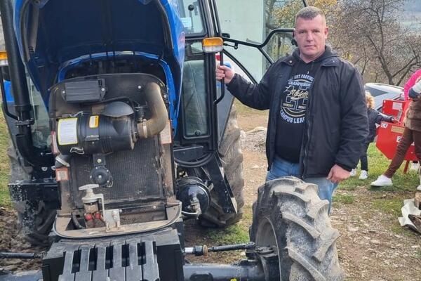 VREDNI KUBUROVIĆI SU "POSLEDNJI MOHIKANCI" U SVOM SELU: Sedmočlana porodica obrađuje 12 HEKTARA ZEMLJE! (FOTO)