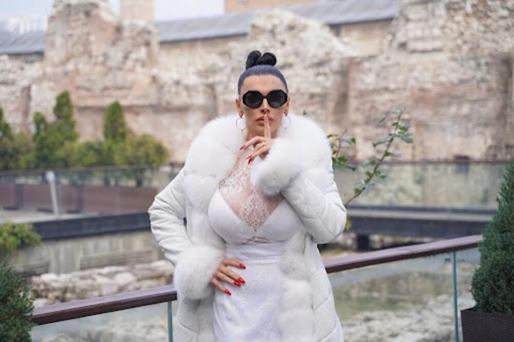 ELITNA PROSTITUTKA RASKRINKALA KOLEGINICE IZ SRBIJE! Otkrila kolika im je TARIFA, pa iznela SOČNE DETALJE