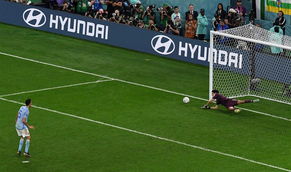 Fudbalska reprezentacija Maroka, Fudbalska reprezentacija Španije, Serhio Buskets