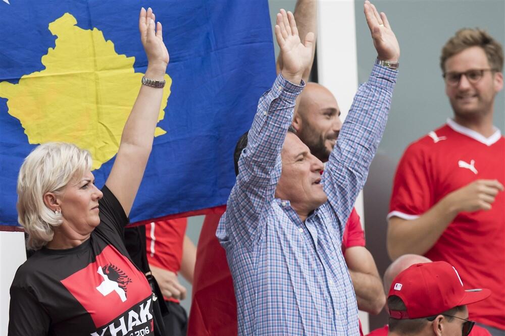 NE POZNAJETE VI NAŠU PORODICU, ODGOVARAĆETE: Džakin otac uputio žestoke pretnje!