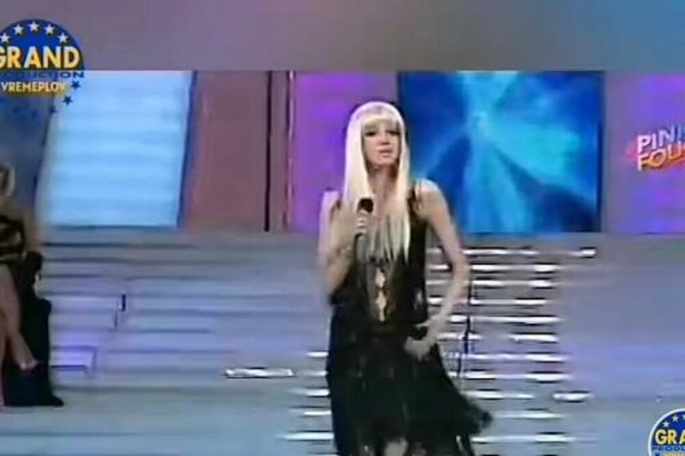 NAŠA POBEDNICA "ZVEZDE GRANDA" JE "SKINULA" OVU KOLEGINICU ZA SVE PARE: Nastup za prepričavanje