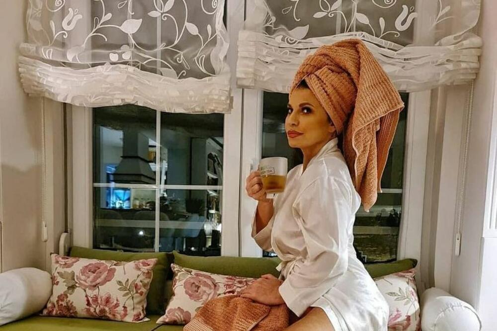 DA LI JE MOGUĆE DA OVAKO IZGLEDA KAD SE SKINE? Lidija Vukićević NAPRAVILA HAOS vrelim telom, MUŠKARCI odlepili